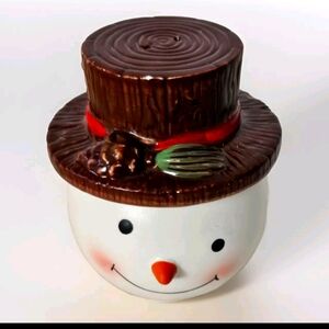 Hallmark Collectible Snowman Head and Hat Salt & Pepper Shaker Set Christmas